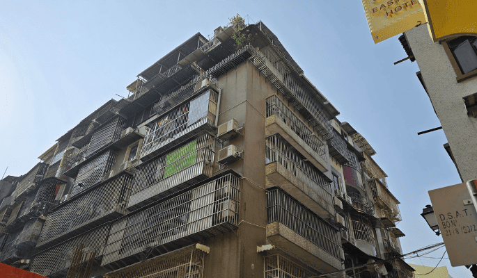 wrong position of house in feng shui